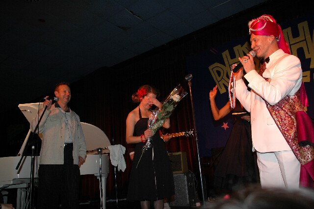min 2006 11 25 riot 336